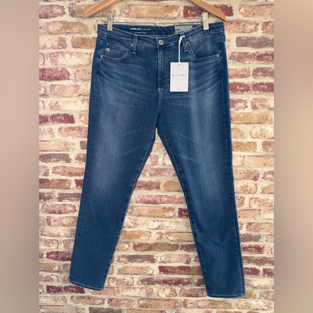 NWT AG Adriano Goldschmied Women's Legging Ankle Jeans size 31R